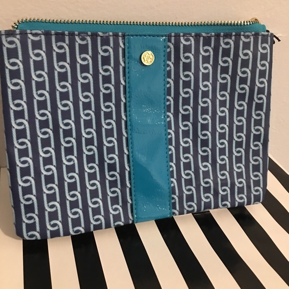 Kate Landry Aqua blue and navy wristlet .. - Picture 7 of 8